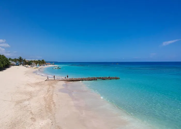 Turrasann Villa Runaway Bay